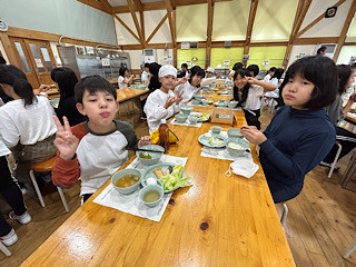 B9228652-D1AA-406B-8C4F-5971EC7317B7